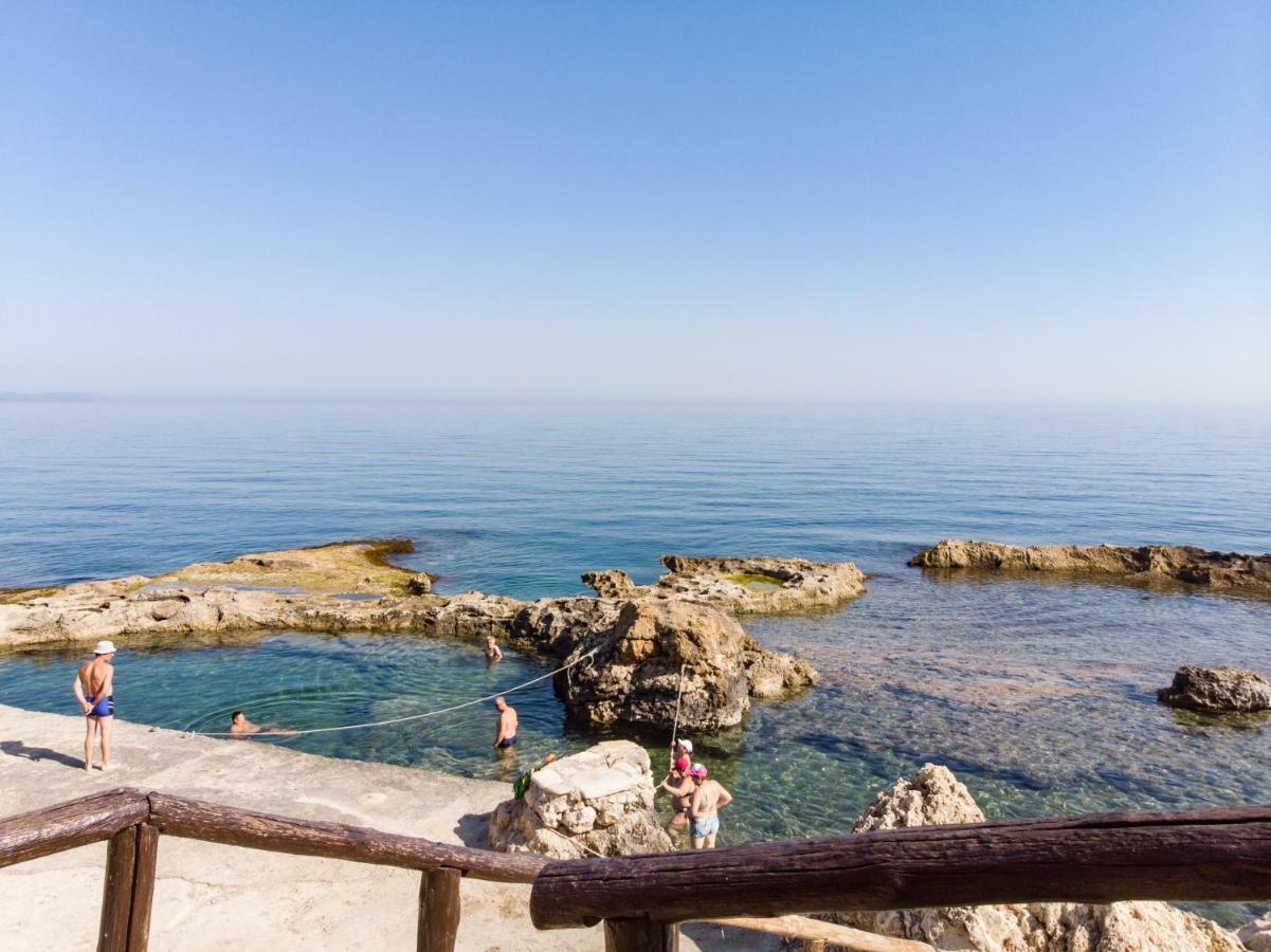 Mirma Luxury Apartment Chania  Bagian luar foto